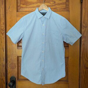 Banana Republic Men's Small Short Sleeve Button Down Light Blue Pattern